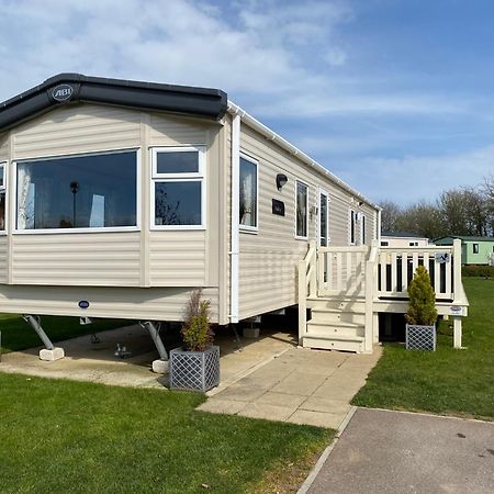 Tattershall Lakes Kingfisher Caravan 8 Berth With Hot Tub & Wifi Zewnętrze zdjęcie