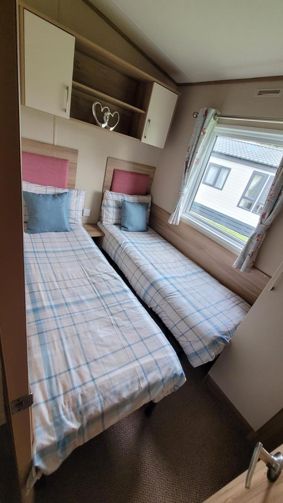 Tattershall Lakes Kingfisher Caravan 8 Berth With Hot Tub & Wifi Zewnętrze zdjęcie